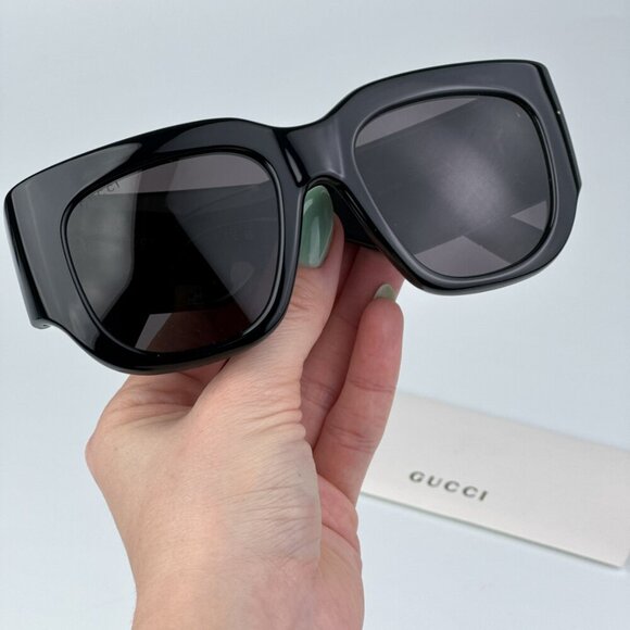 Gucci GG1545S 001 BRAND NEW Sunglasses Black Grey Women Square
